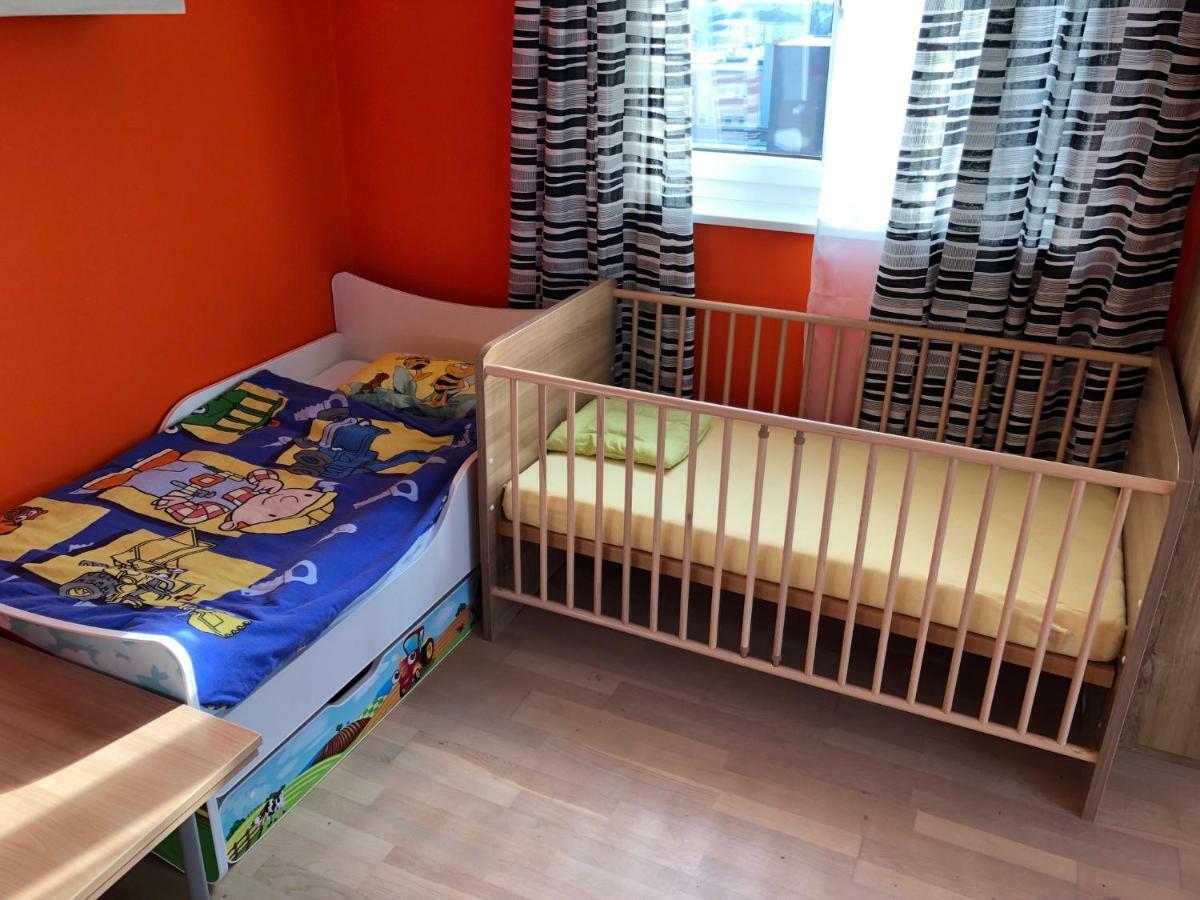Kmheim, Cozy 103M2 Apartment, With 3 Bedroom And Covered Free Parking Place, Close To City Center Graz Extérieur photo